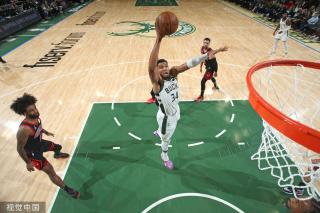 相比之下 相比之下