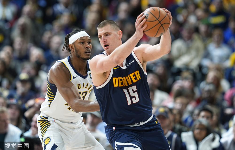 12个篮板 12个篮板