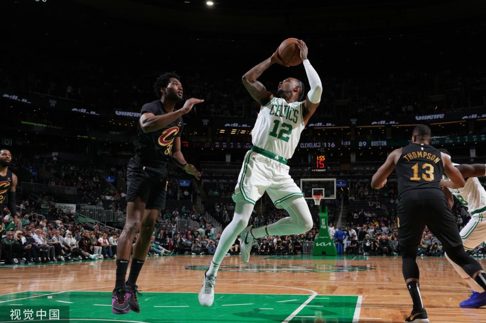 发球变化多 发球变化多