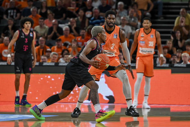 境中求变求 境中求变求